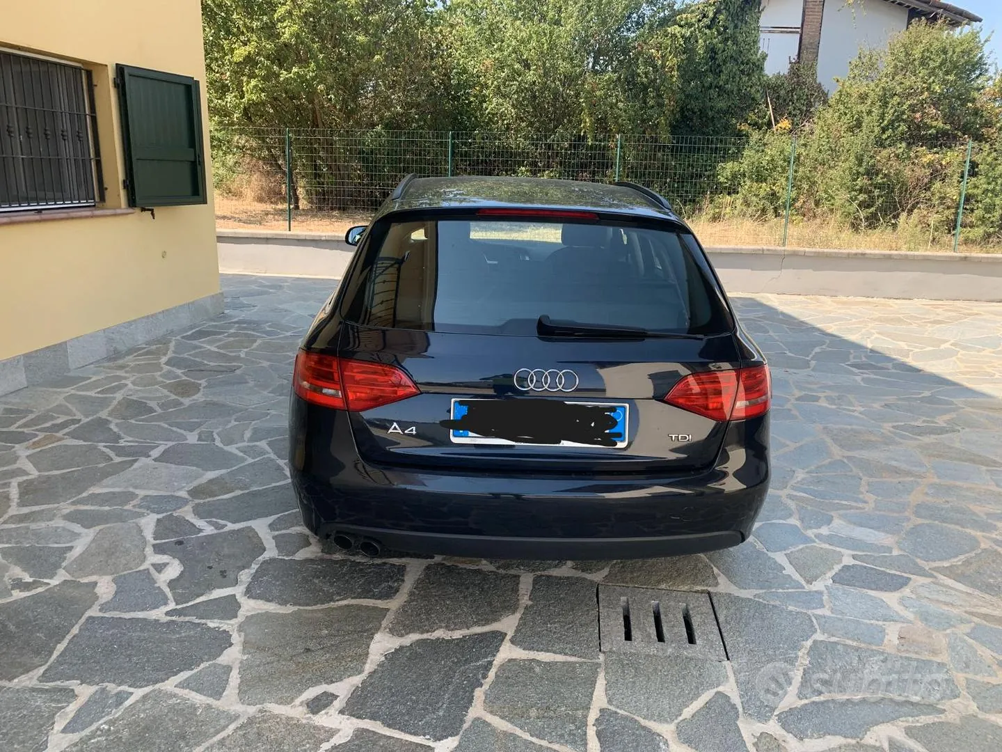 Audi A4 Avant 2011 photo 3
