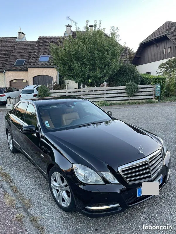 Mercedes-Benz E-Class 2010 photo 2