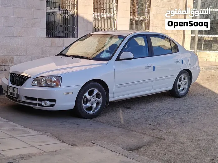 Hyundai Avante 2005 photo 2