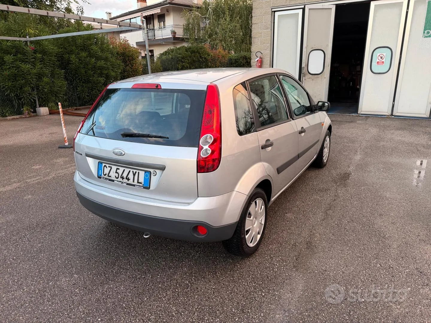 Ford Fiesta 2006 photo 4