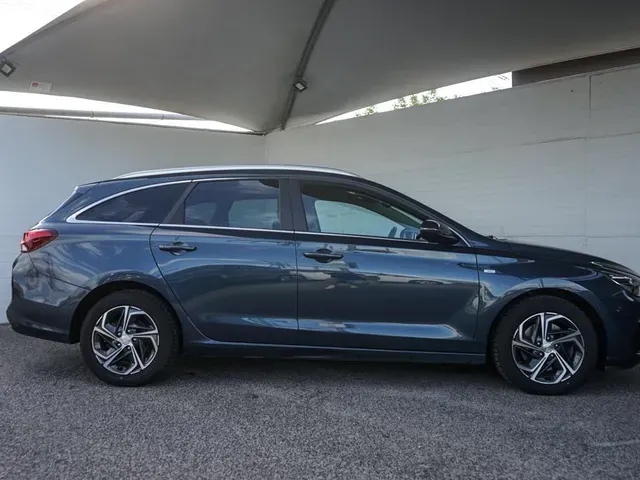 Hyundai I30 2022 photo 3