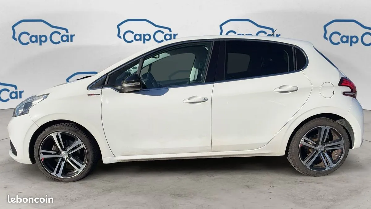 Peugeot 208 2017 photo 2