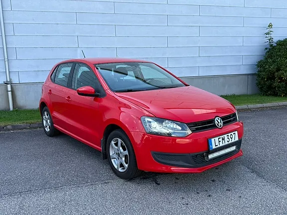 Volkswagen Polo 2011 photo 2