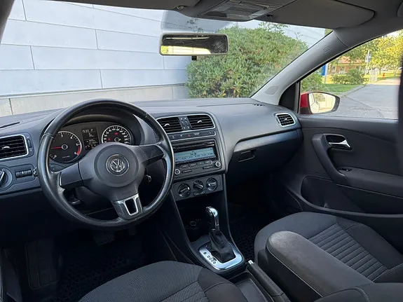 Volkswagen Polo 2011 photo 5