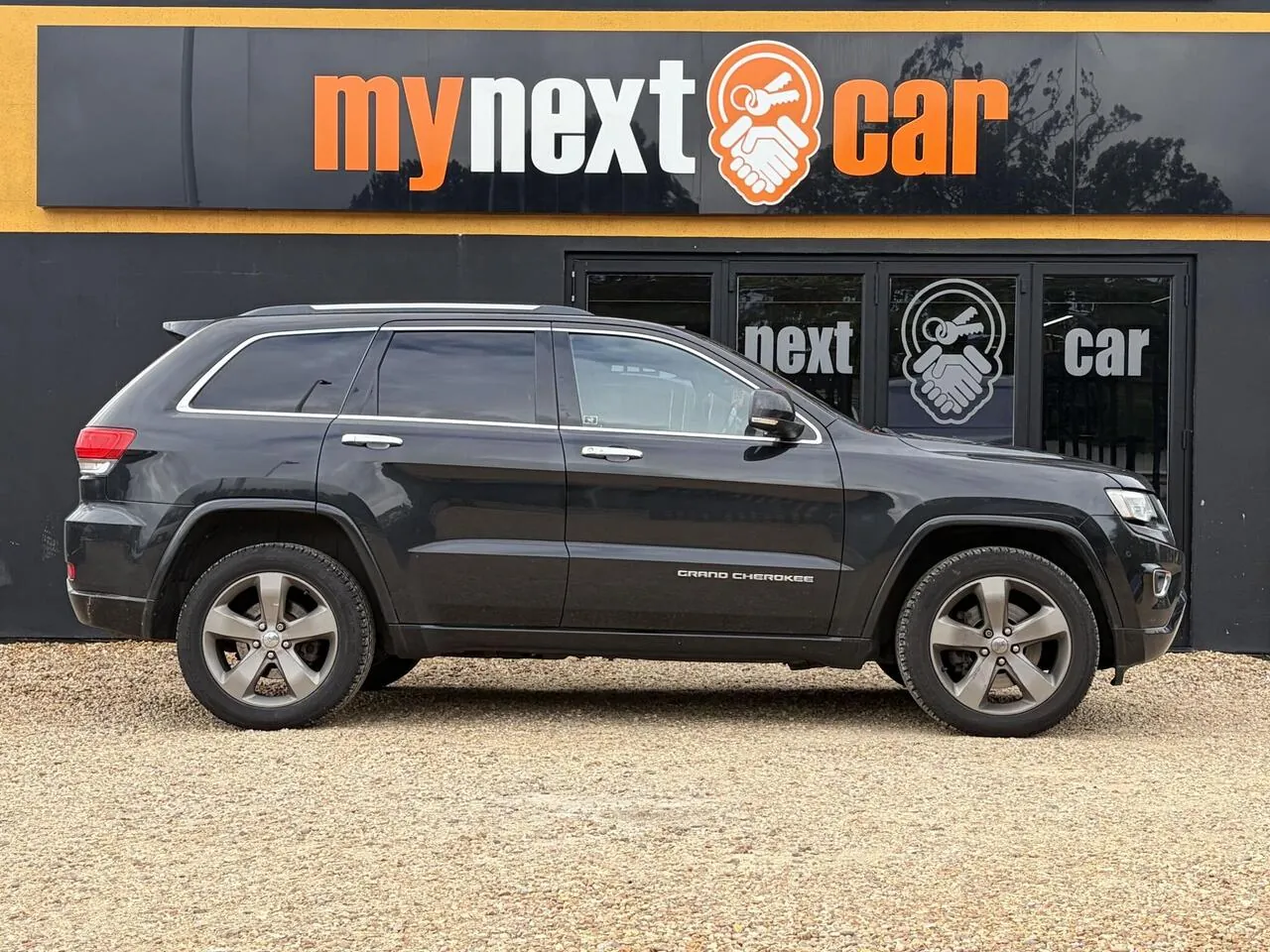 Jeep Grand Cherokee 2014 photo 2