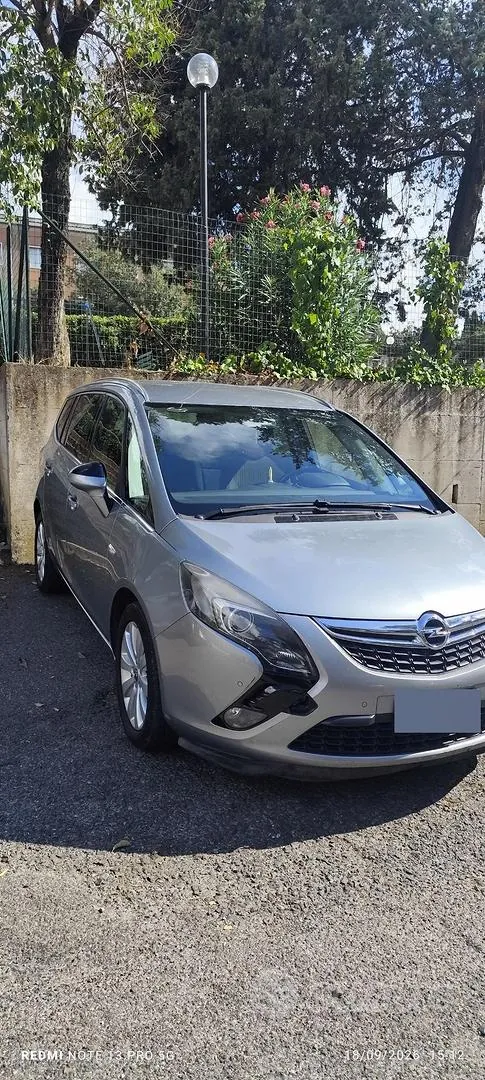 Opel Zafira 2016 photo 2