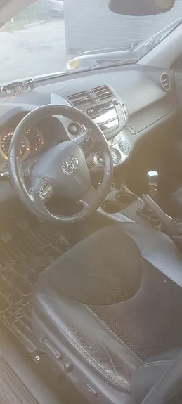 Toyota Rav4 2010 photo 4