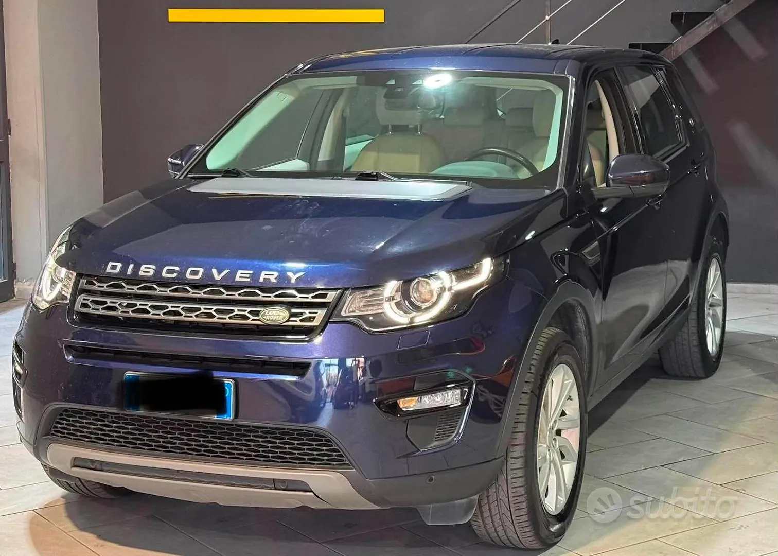 Land Rover Discovery Sport 2018 photo 2