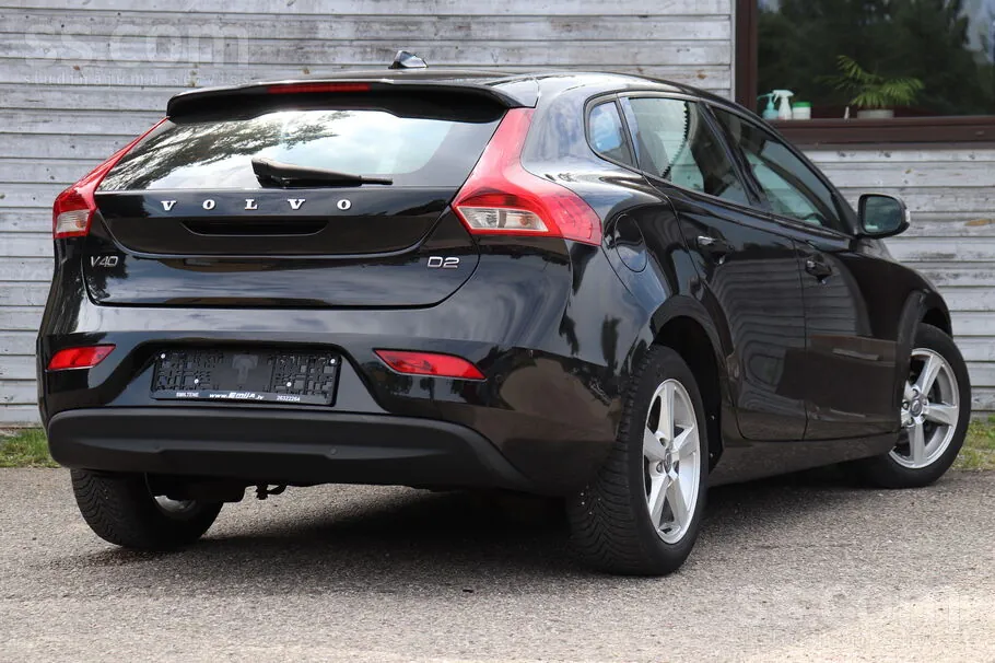 Volvo V40 2013 photo 3