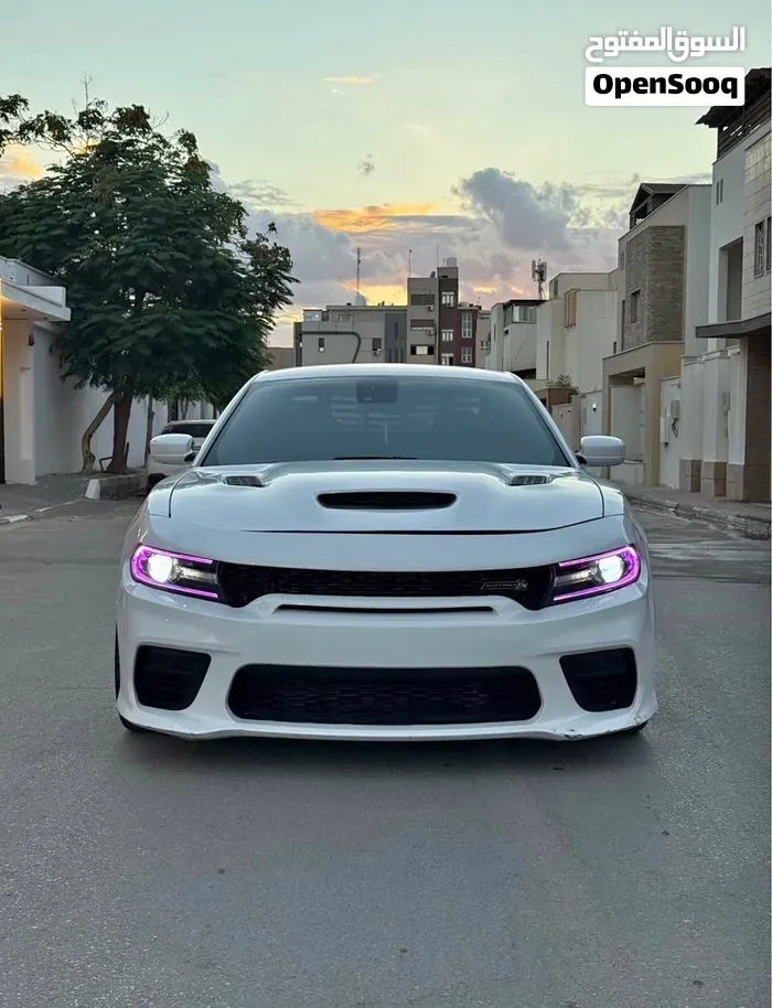 Dodge Challenger 2020 photo 2