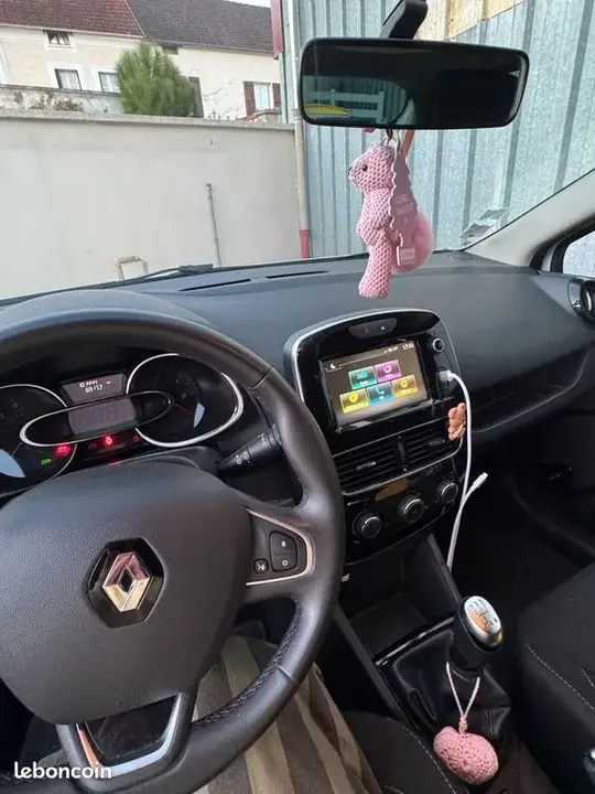 Renault Clio 2019 photo 3