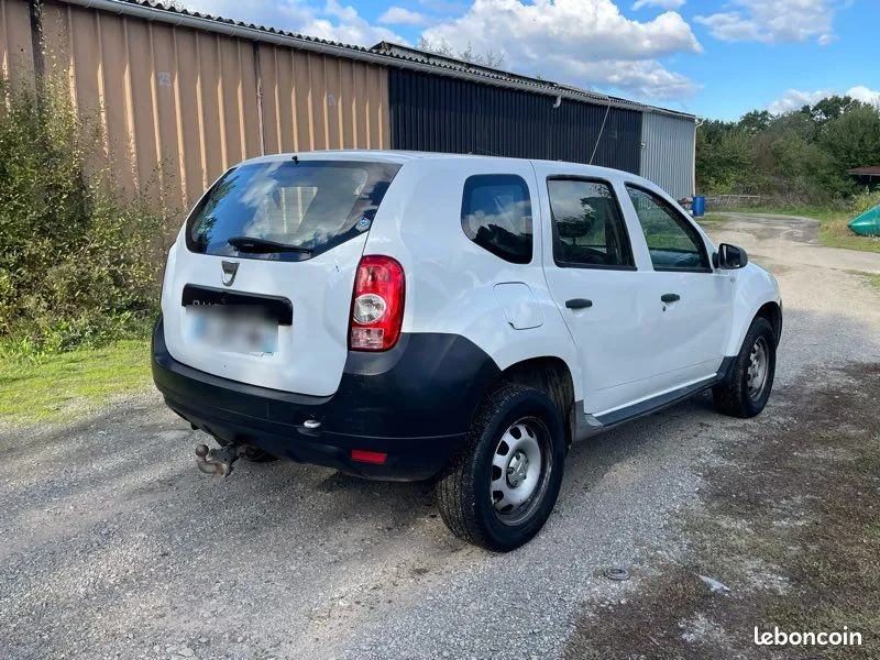 Dacia Duster 2012 photo 5