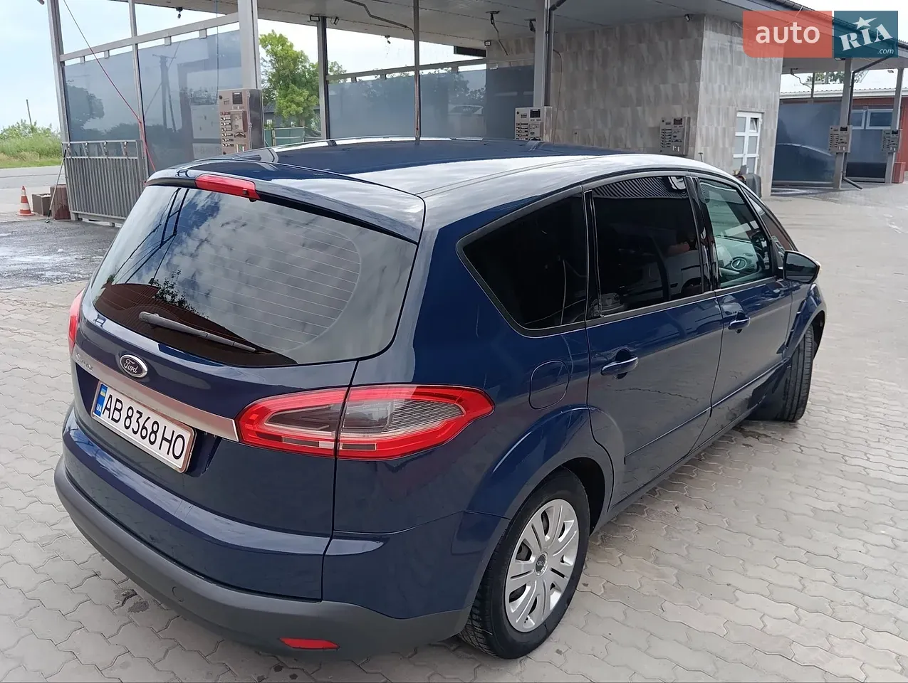 Ford S-Max 2011 photo 3