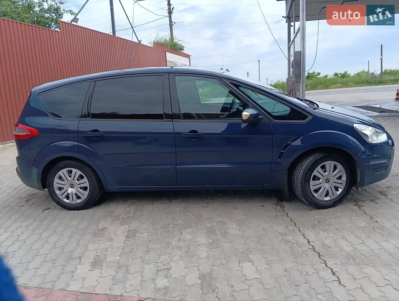 Ford S-Max 2011 photo 4