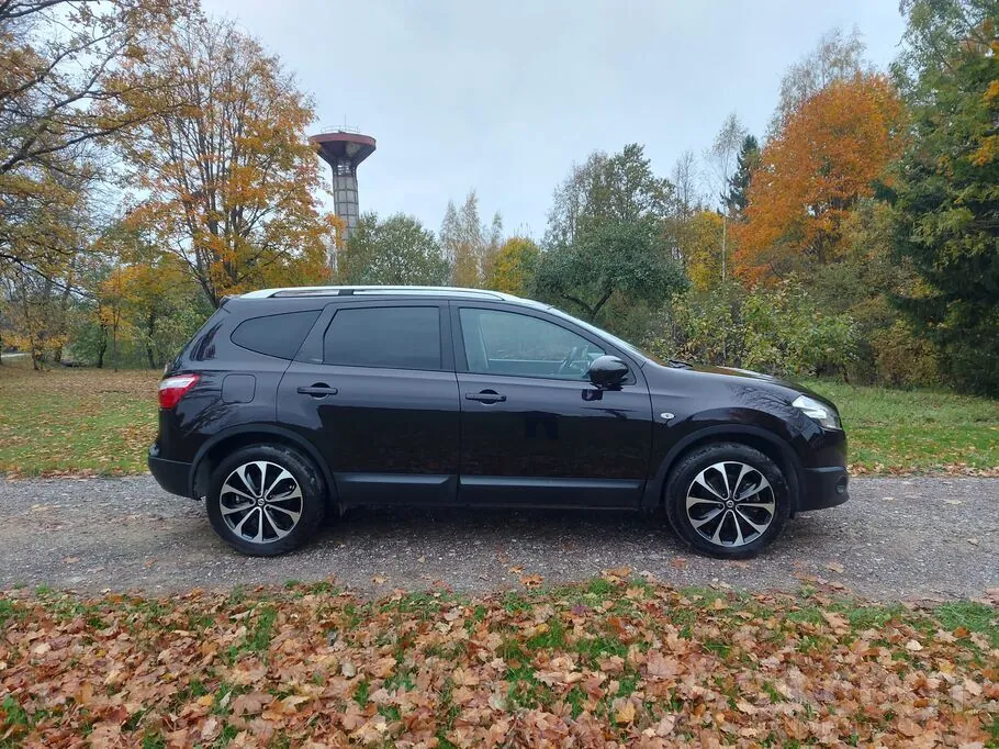 Nissan Qashqai 2012 photo 5