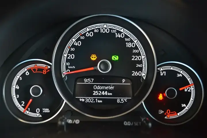 Volkswagen Beetle 2019 photo 5