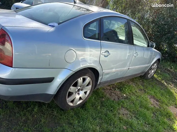 Volkswagen Passat 2003 photo 3