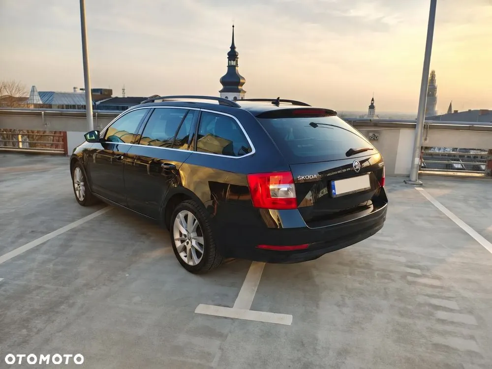 Skoda Octavia 2018 photo 3