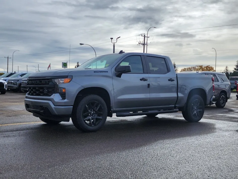 Chevrolet Silverado 1500 2026 photo 2