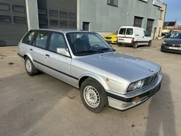 BMW 3 Series 1993 photo 2