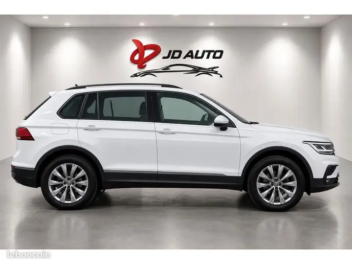 Volkswagen Tiguan 2024 photo 2