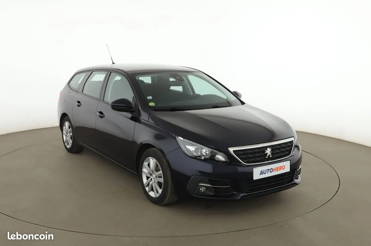 Peugeot 308 2018 photo 4