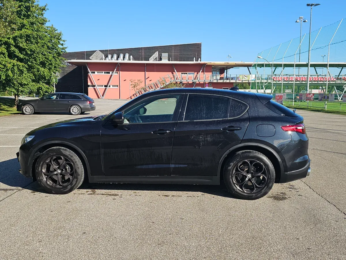 Alfa Romeo Stelvio 2019 photo 3