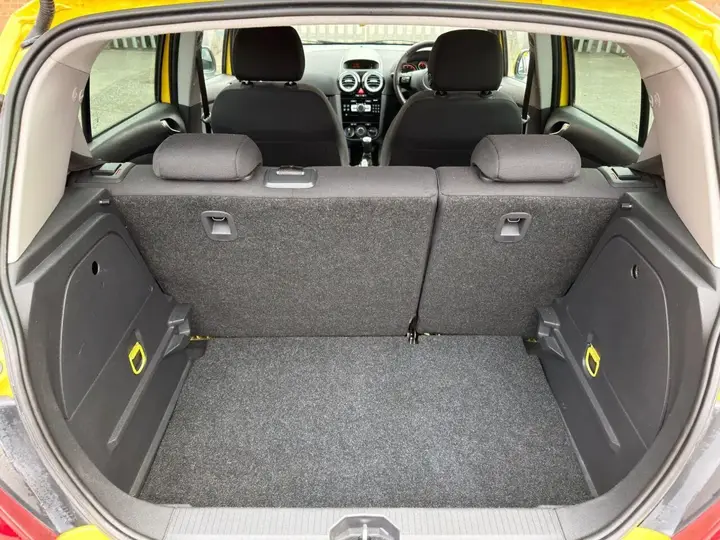 Vauxhall Corsa 2013 photo 5