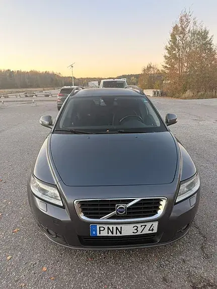 Volvo V50 2010 photo 3