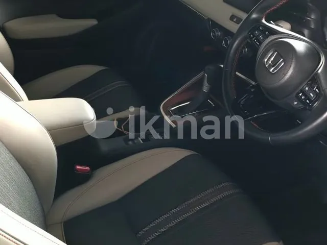Honda Vezel 2023 photo 2
