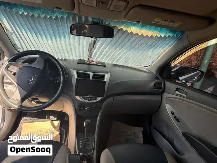 Hyundai Accent 2017 photo 4