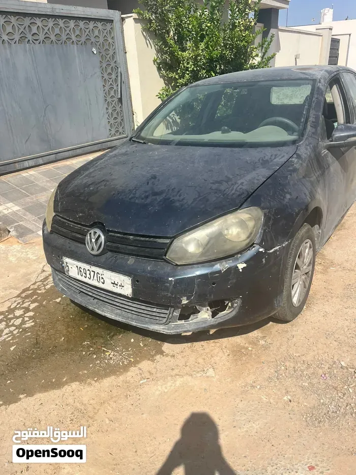Volkswagen Golf 2011 photo 2