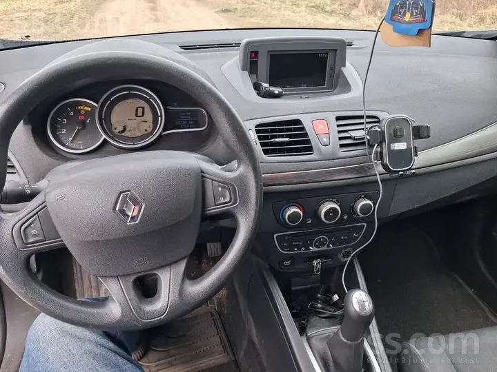 Renault Megane 2011 photo 3