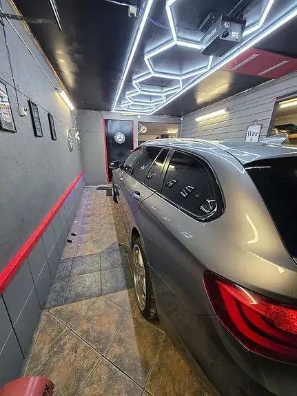 BMW 520D 2011 photo 3