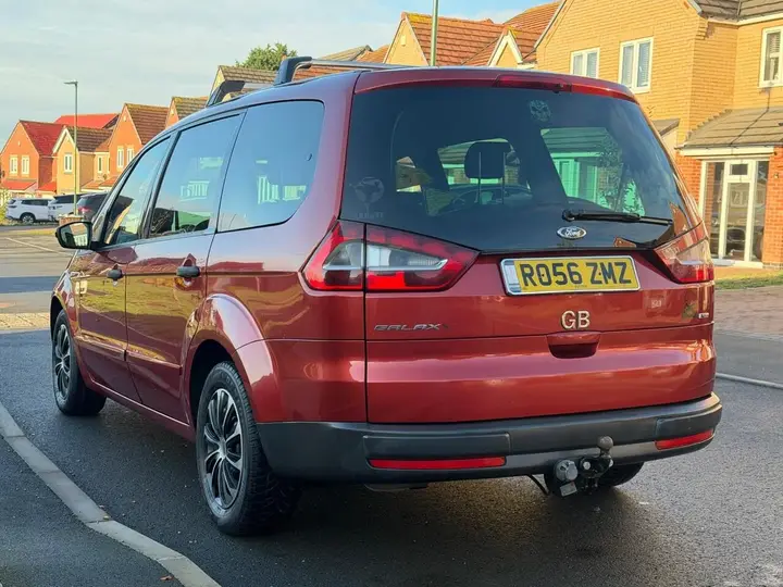 Ford Galaxy 2006 photo 4