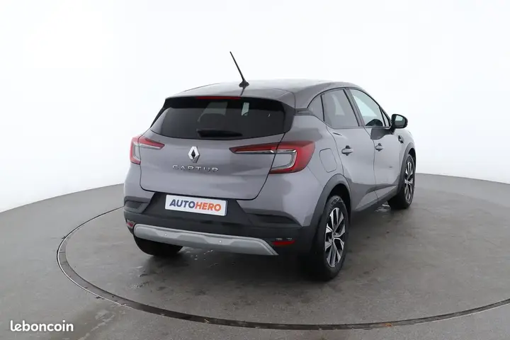 Renault Captur 2024 photo 3