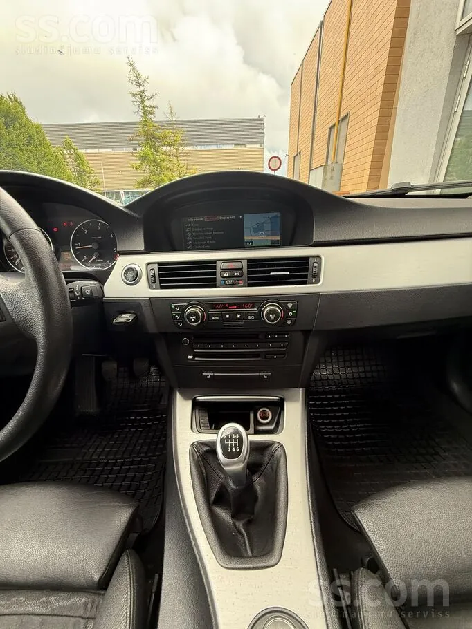 BMW 320 2005 photo 5