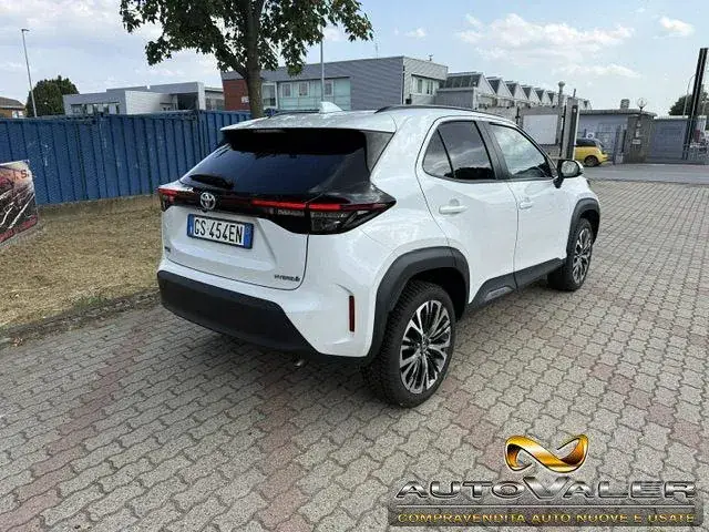 Toyota Yaris Cross 2023 photo 2