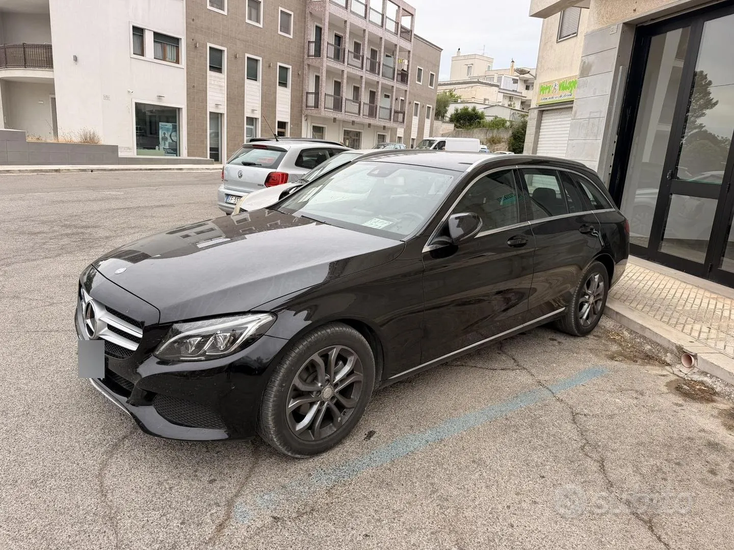 Mercedes-Benz C 2016 photo 2