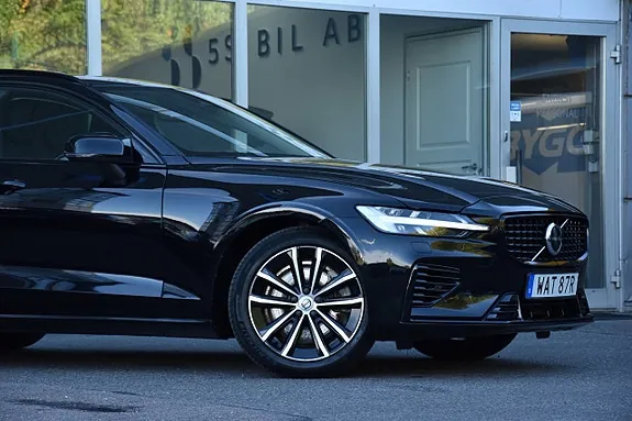Volvo V60 2024 photo 3