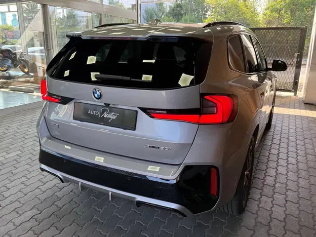 BMW X1 2024 photo 3