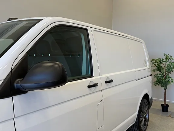 Volkswagen Transporter 2021 photo 4