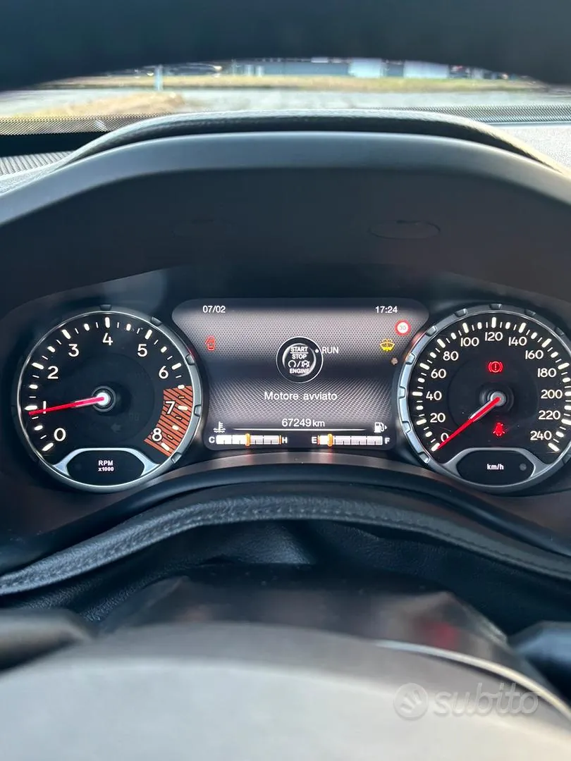Jeep Renegade 2019 photo 2