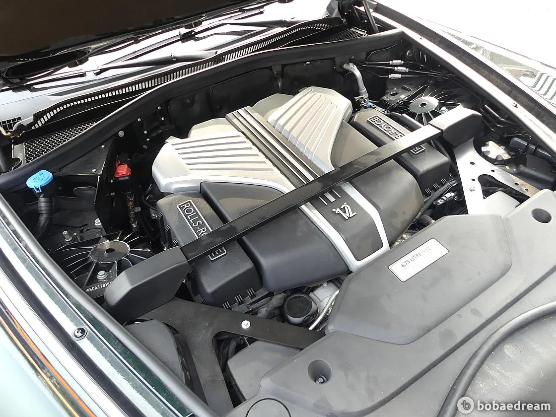 Rolls-Royce Phantom 2023 photo 5