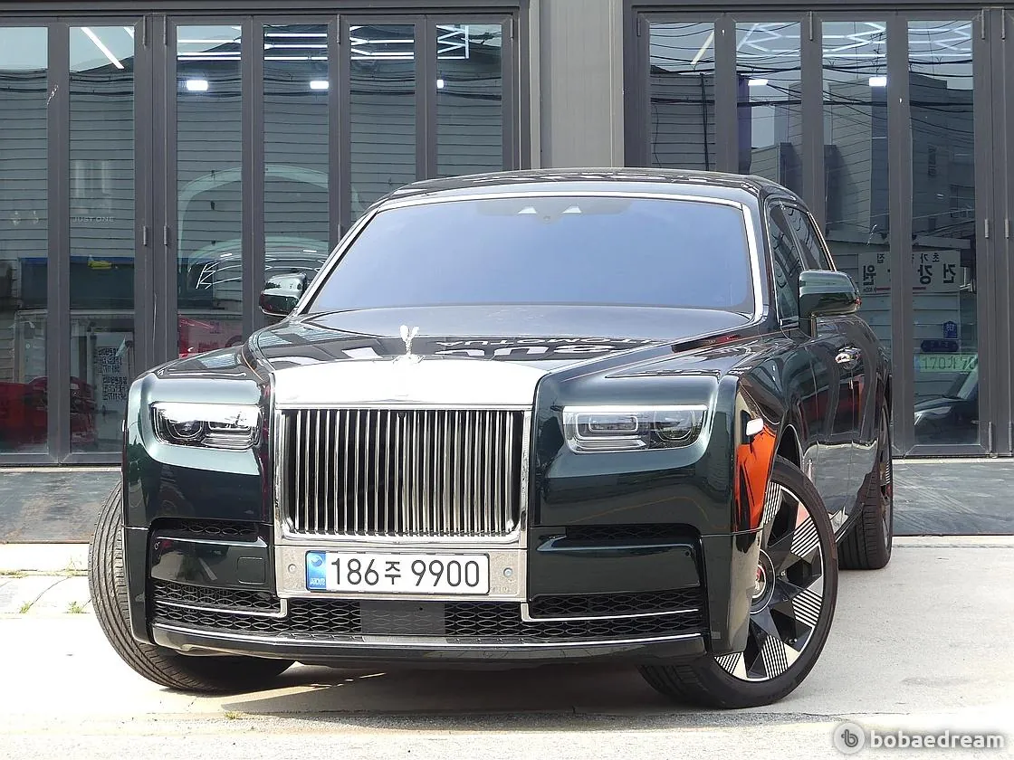 Rolls-Royce Phantom
