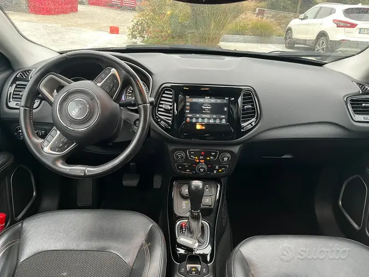 Jeep Compass 2018 photo 2