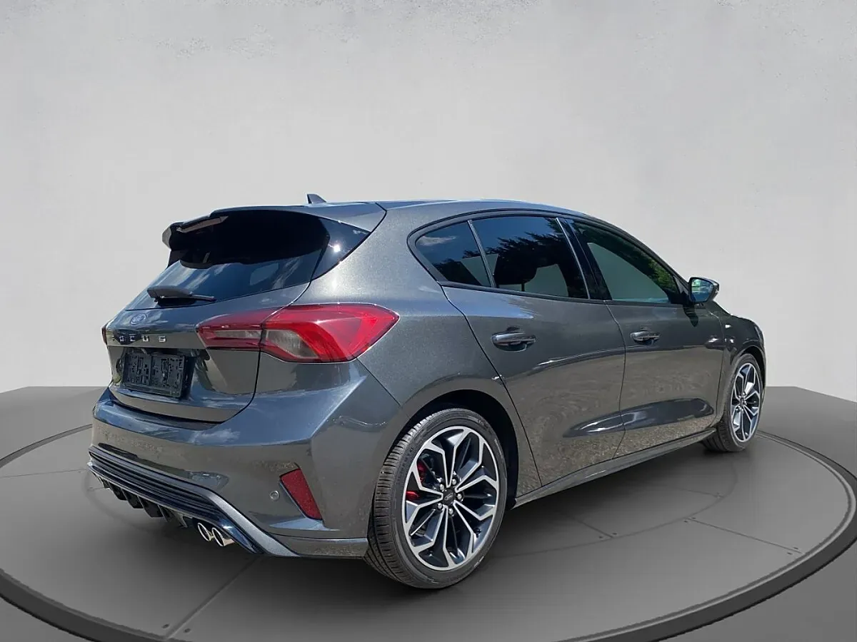 Ford Focus 2018 photo 3