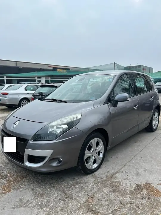 Renault Scenic 2010 photo 3