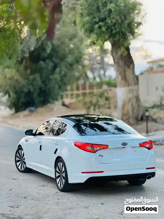 Kia K5 2011 photo 3