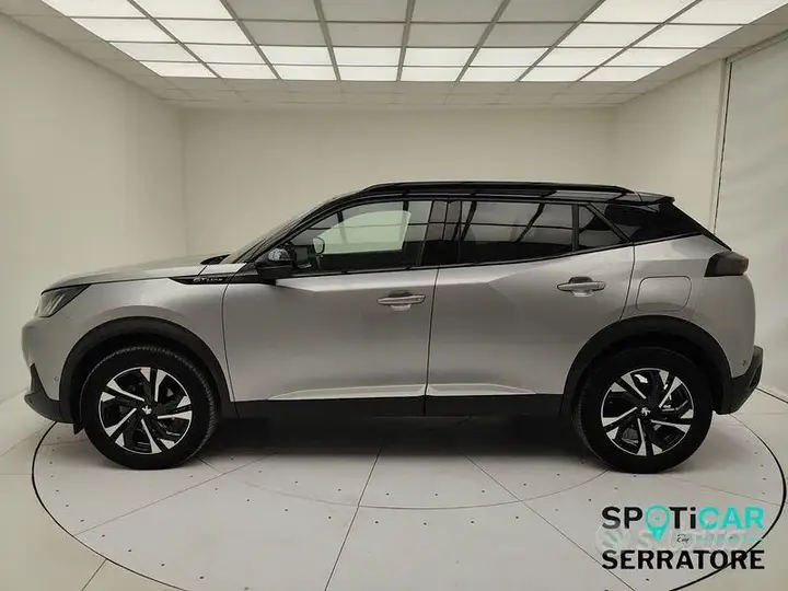 Peugeot 2008 2020 photo 4